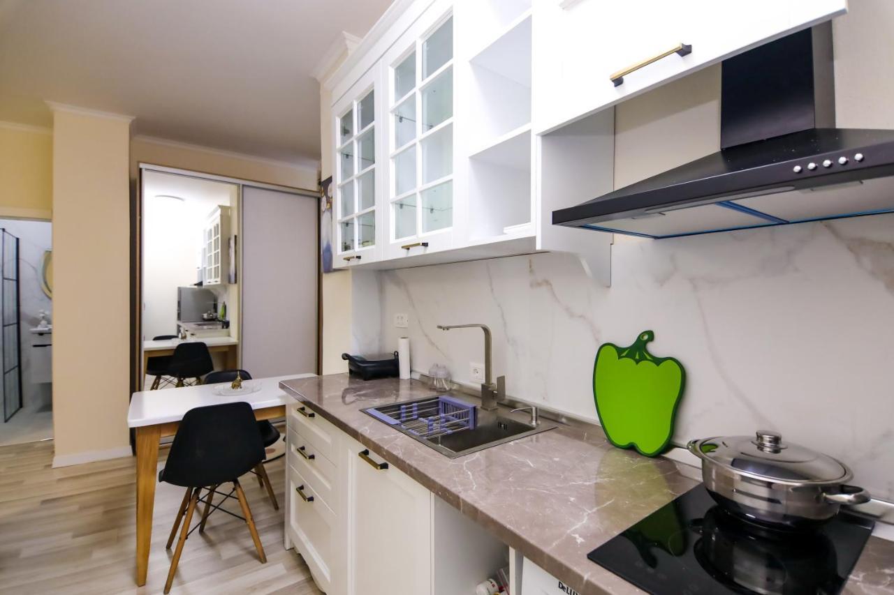 Nazari Apartment 1 Tirana Exterior photo